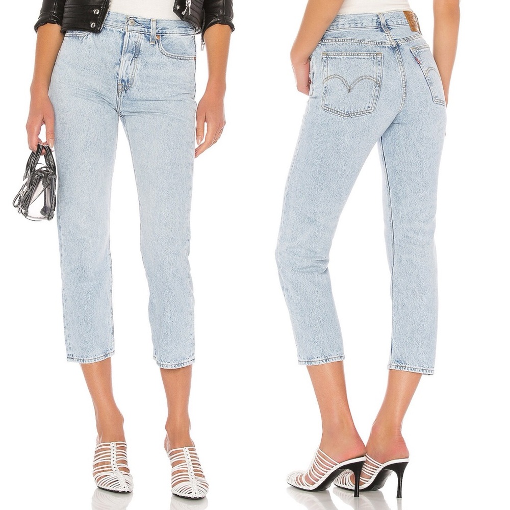 Levis‎ Wedgie Straight Jeans Light Blue Womens Size 24 Denim Button Fly Revolve